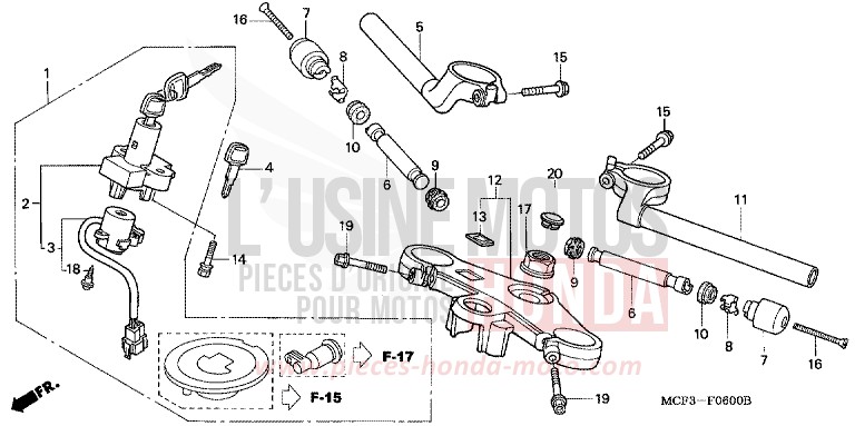 TUYAU DE GUIDON/PONT SUPERIEUR von VTR1000 SP-2 ROSS WHITE (NH196B) von 2002